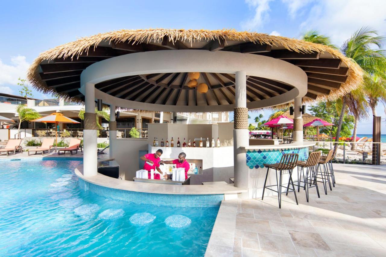 Ocean Two Resort - Breakfast Included By Ocean Hotels Saint Lawrence Gap Екстериор снимка